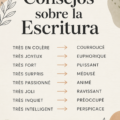 Femme concentrée sur l'écriture avec un stylo et un cahier, cherchant des synonymes.