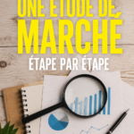 Une femme consultant des documents pour une étude de marché.